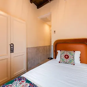 Konukevi Habitat Monti, Roma
